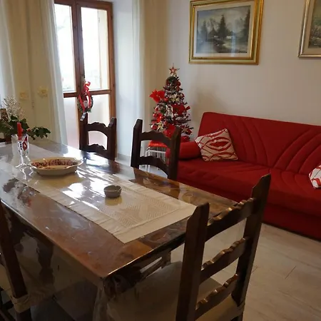 In Piazza - - Umbria *