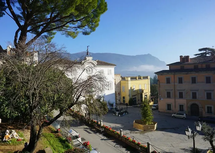 In Piazza - - Umbria Apartmán