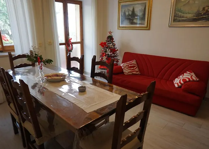 In Piazza - - Umbria *